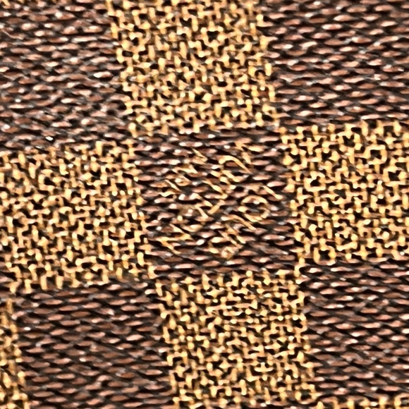 Gorgeous Brown Checkered Tote Shoulder Bag - Picture 6 of 12